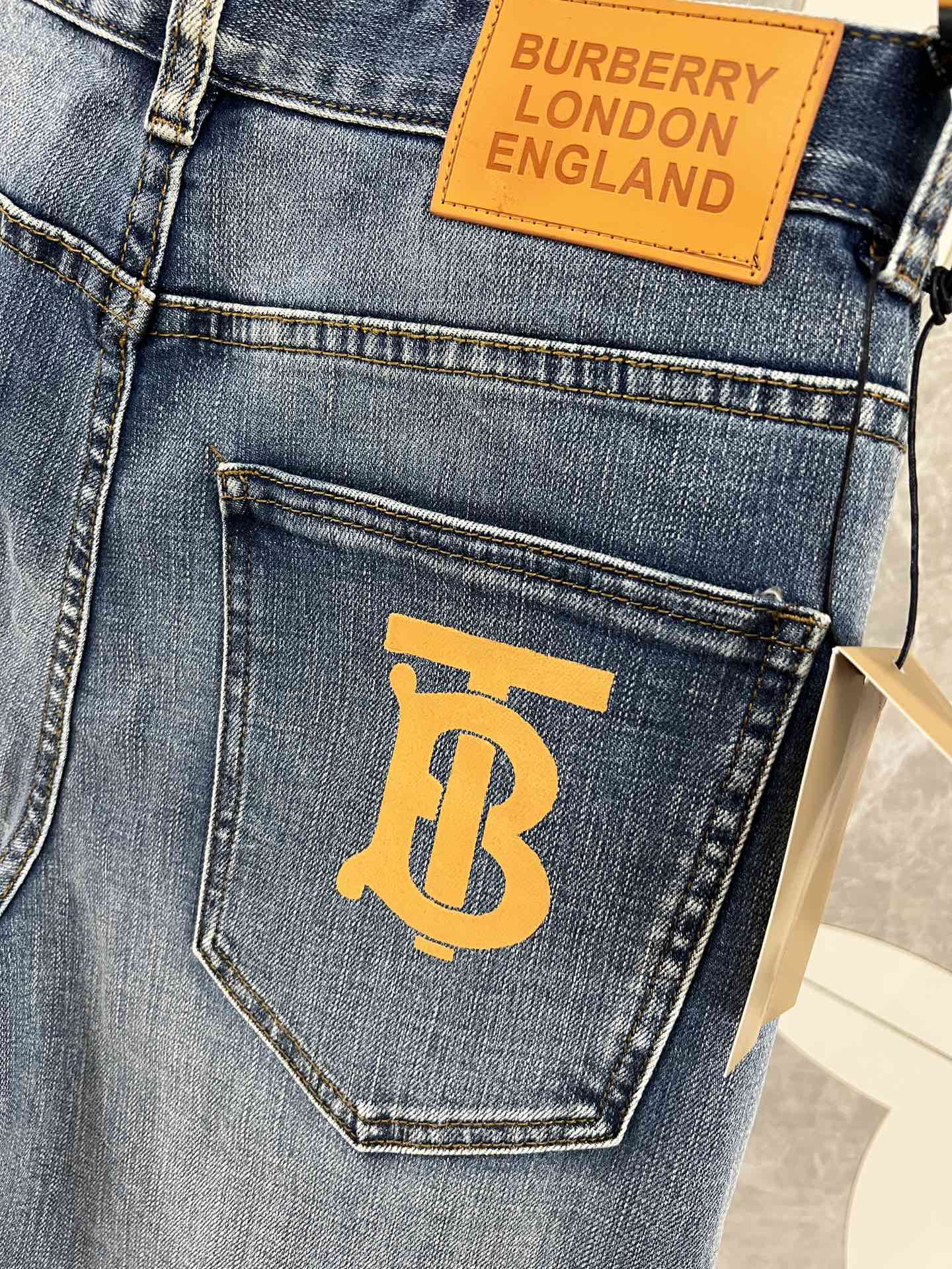 Burberry Jeans